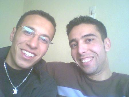 moi et fathi avec 1 pti sourire